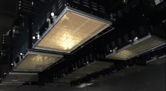 ホットスポット耐久性試験室 / BBA 恒久太陽シミュレーター 天然光 光伏モジュール PV 老化テスト機機器